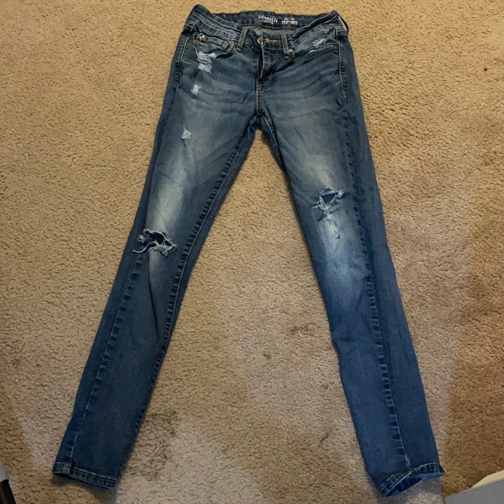 levi blue jeans, size 26 waist short